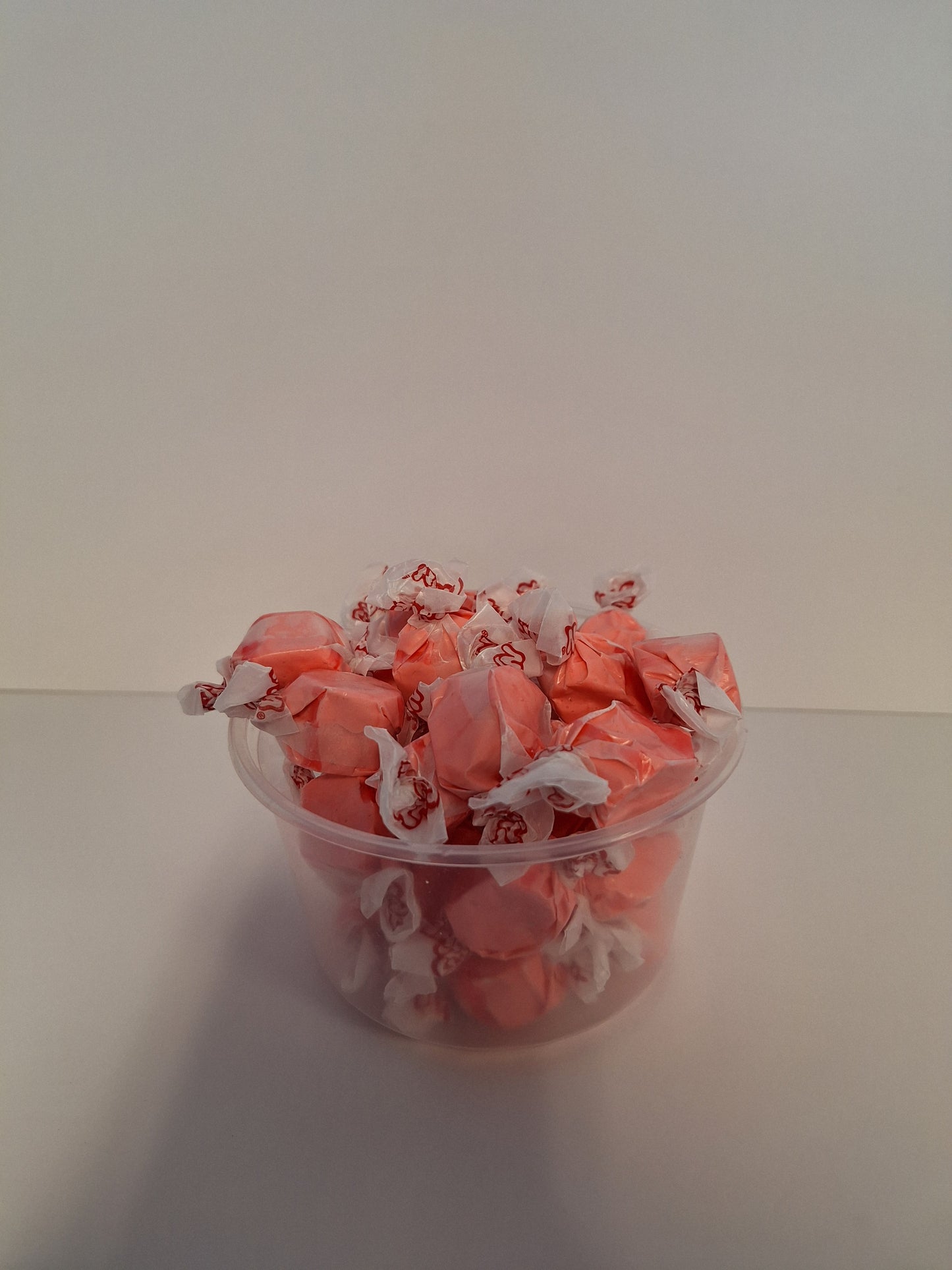 Strawberry Salt Water Taffy - 200g